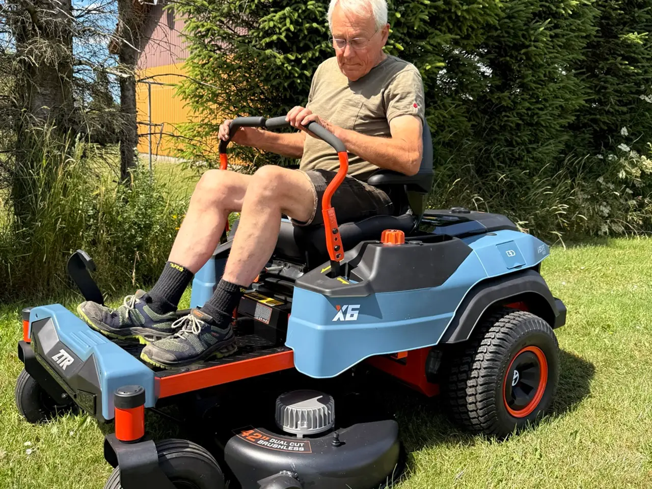 Billede 2 - ZeroTurn plæneklipper på batteri