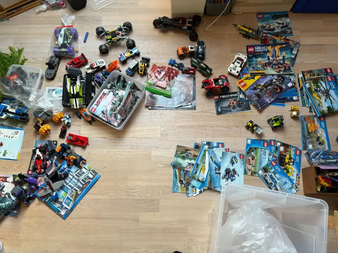 Billede 3 - Stor samling Lego sælges 