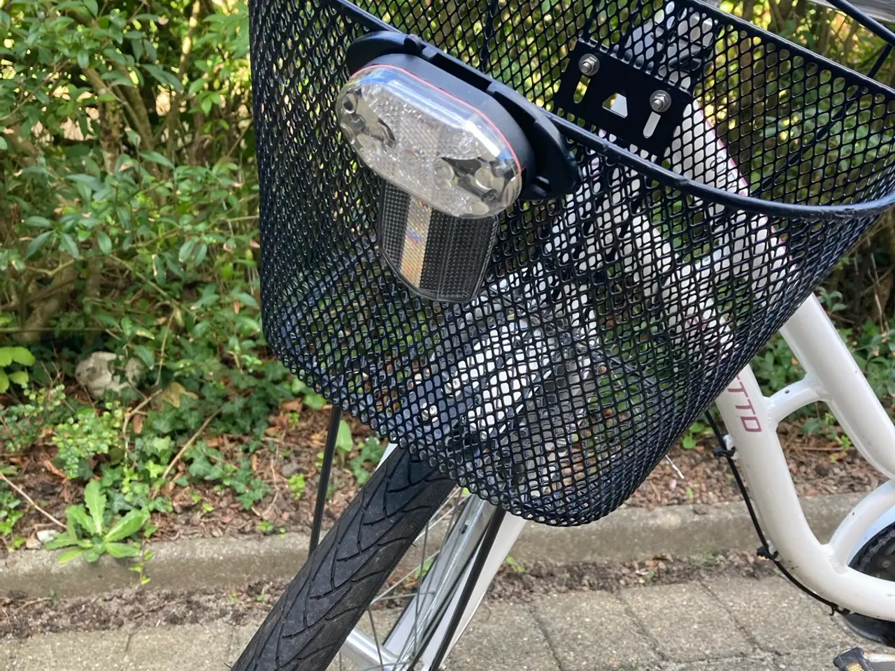 Billede 2 - Nyserviceret 24 tommer pigecykel