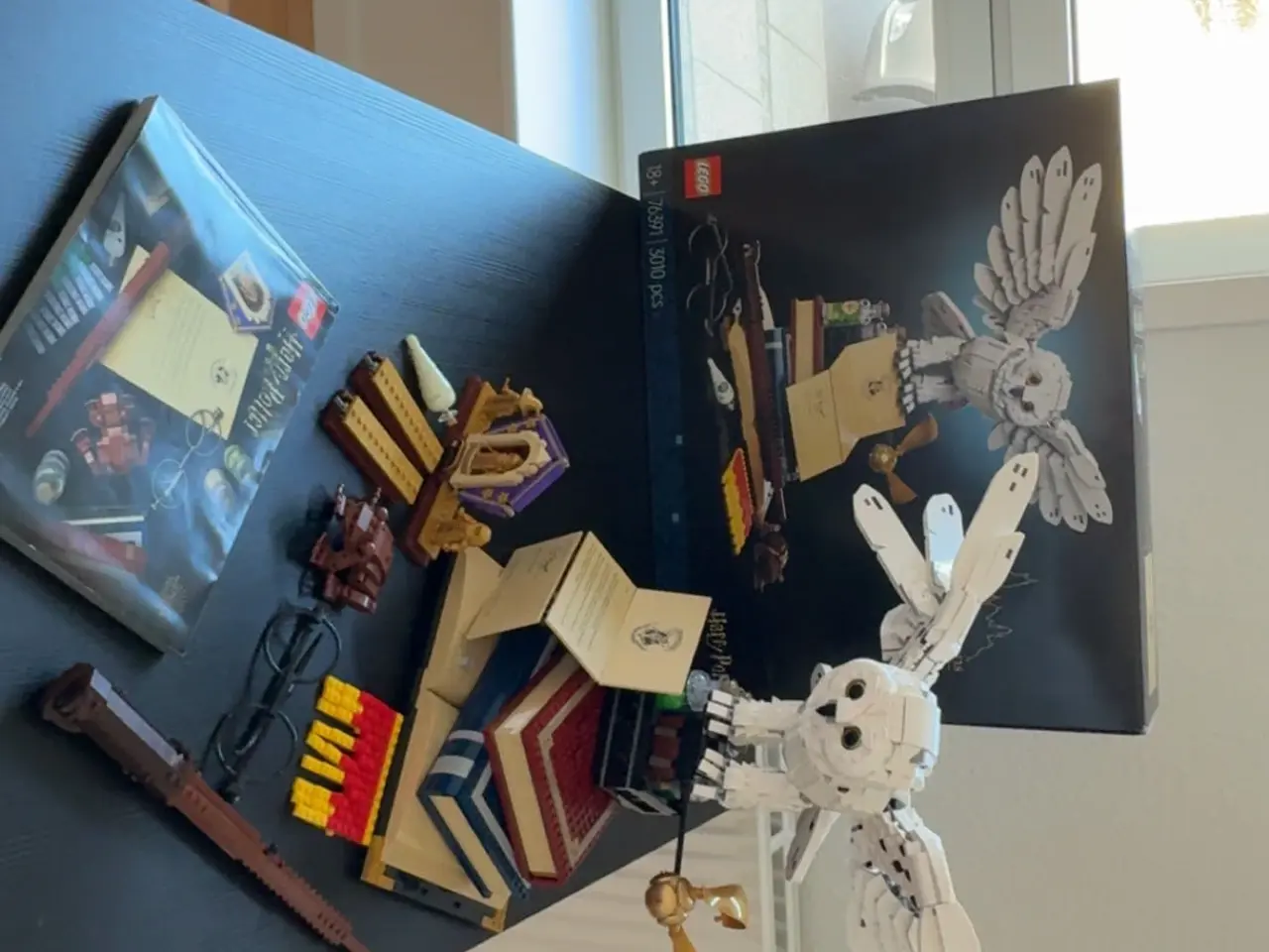 Billede 2 - LEGO 76391 Hogwarts Icons – Komplet / som ny