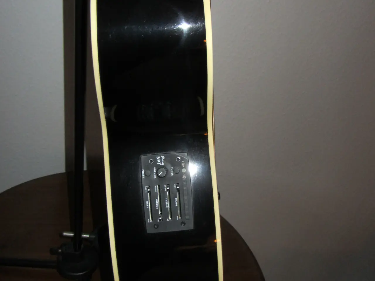 Billede 3 - Ibanez akustisk bas AEB8E Som ny.