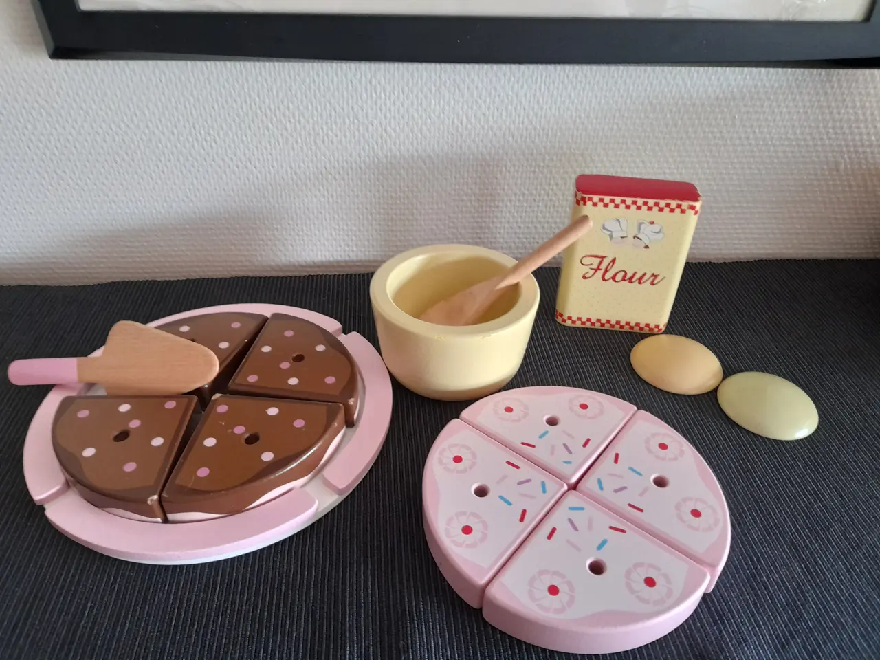 Billede 1 - Legemad kager m.m