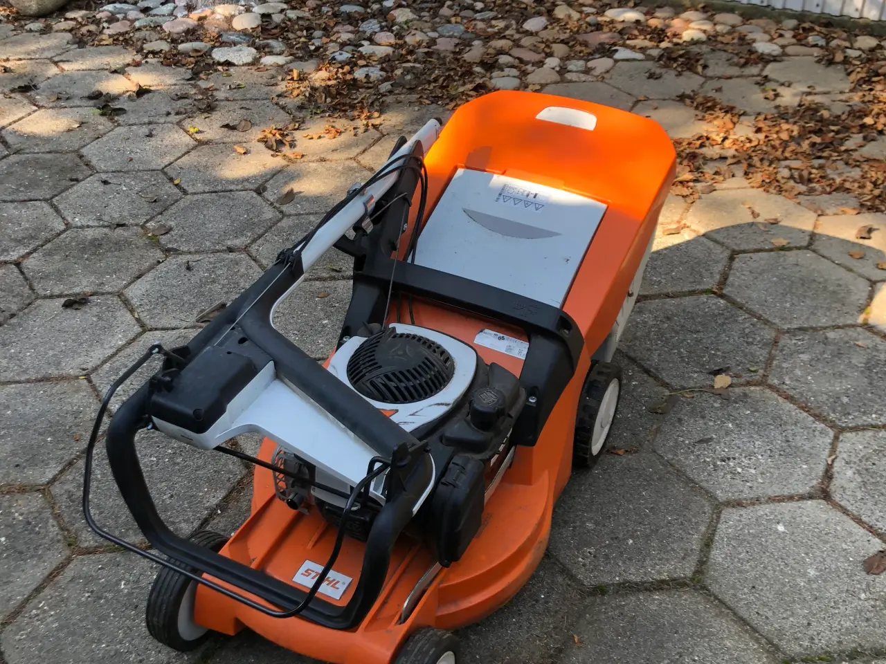 Billede 5 - STIHL RM 448 TC benzinplæneklipper – Selvkørende