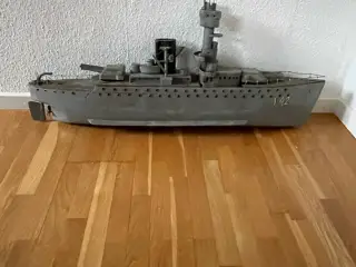 Model af tysk krydser ( Deutchland)