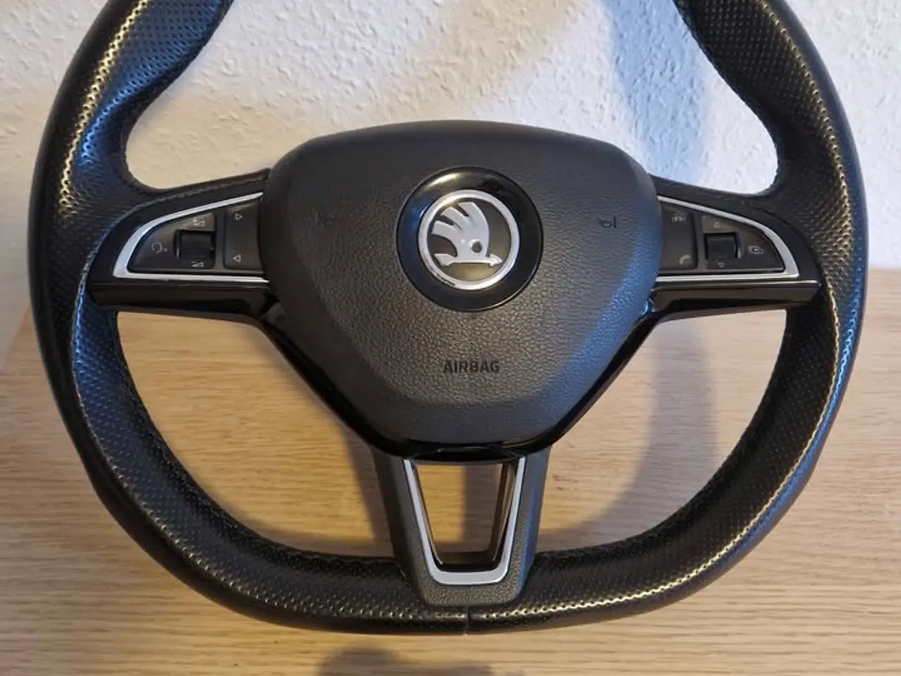 Billede 1 - Skoda fladbund multifunktions rat inkl. airbag