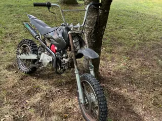 Crosser 