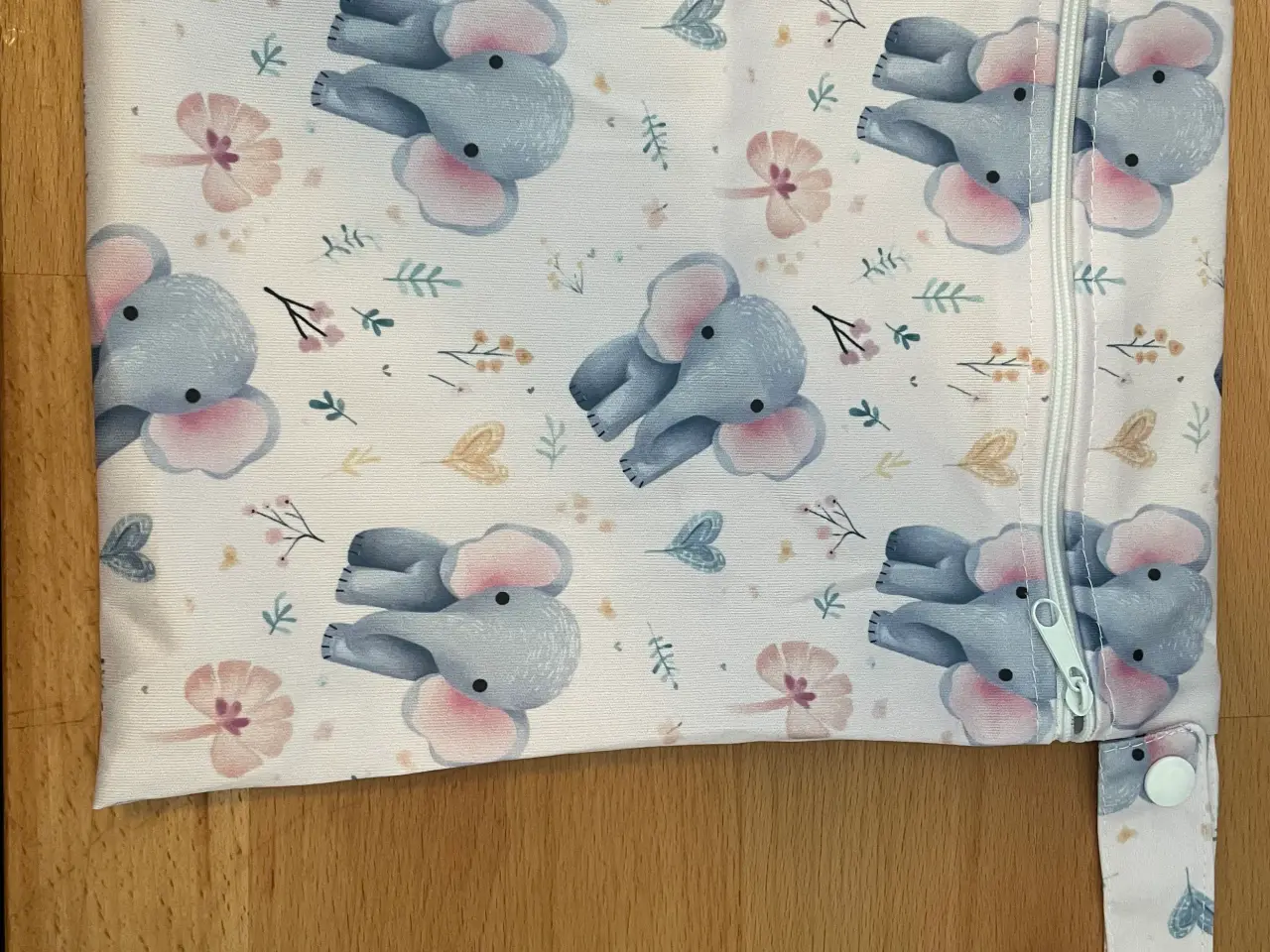 Billede 1 - Wetbag til vådt tøj mm