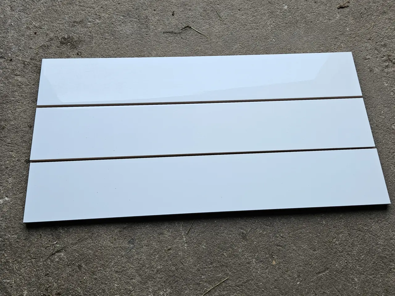 Billede 2 - Vægklinke hvid 9,8x60 cm