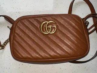 Gucci marmont camera bag 