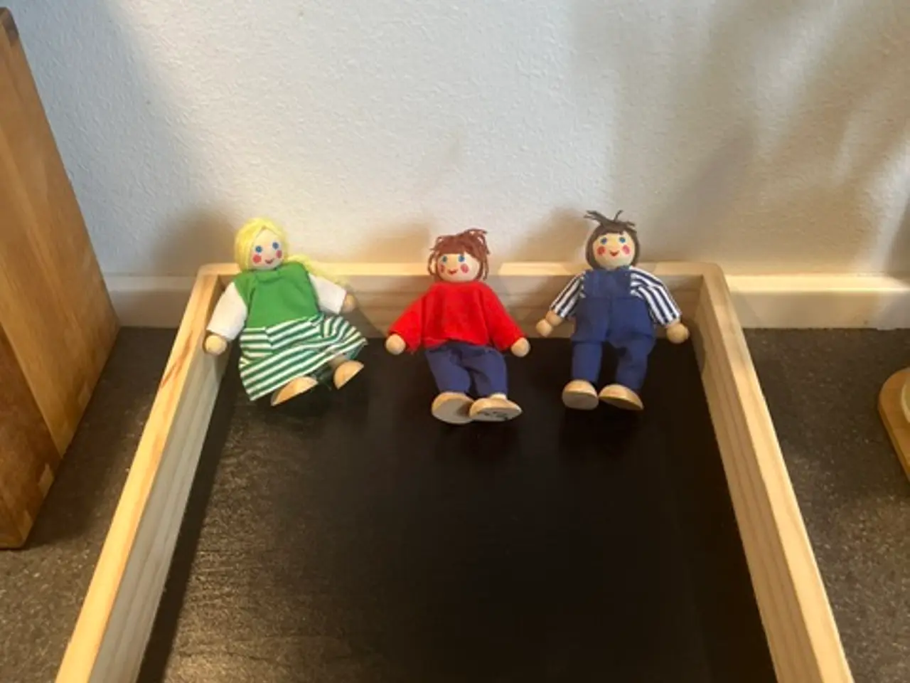 Billede 1 - Søde træfigurer og -bakke fra Melissa & Doug