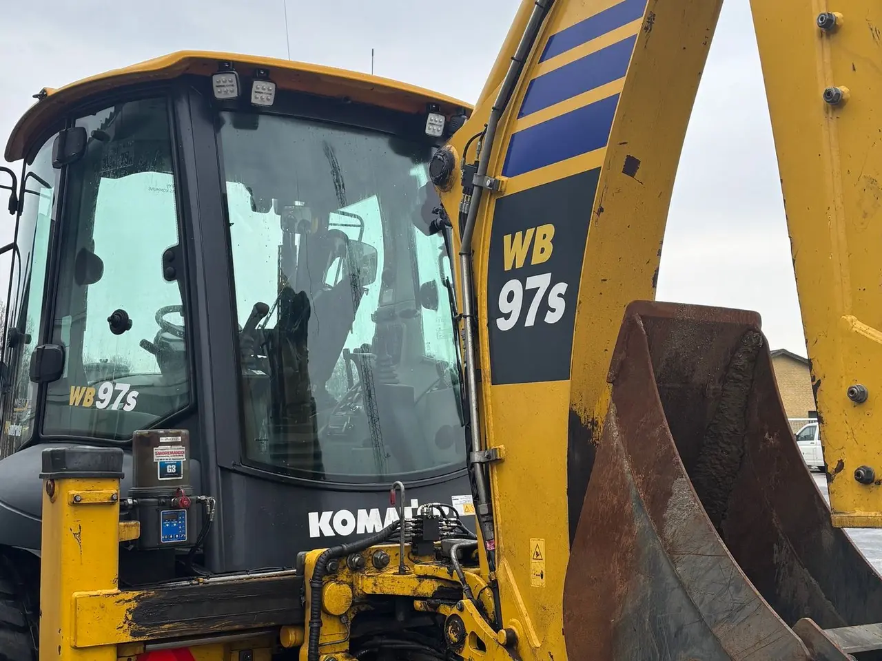 Billede 4 - Komatsu WB97 S PÅ VEJ IND
