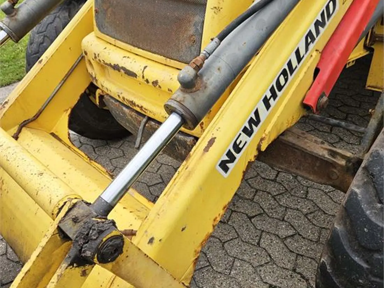Billede 32 - New Holland LB110 B-4PS - 4WD