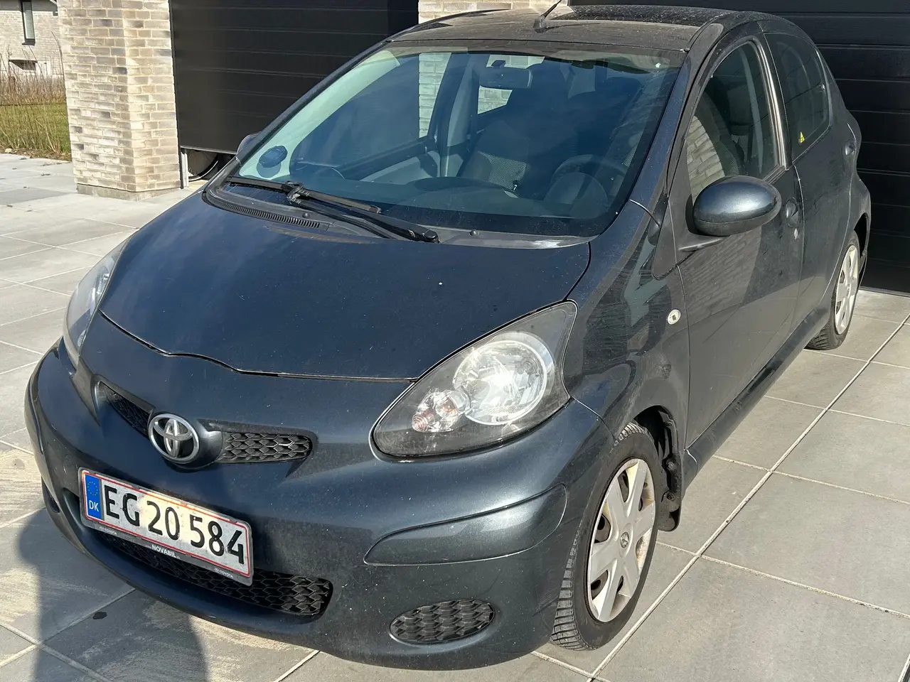 Billede 1 - Toyota Aygo 1.0 A/C - Kun 155.000 km - Syn 2027