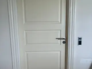 6 indvendige døre 