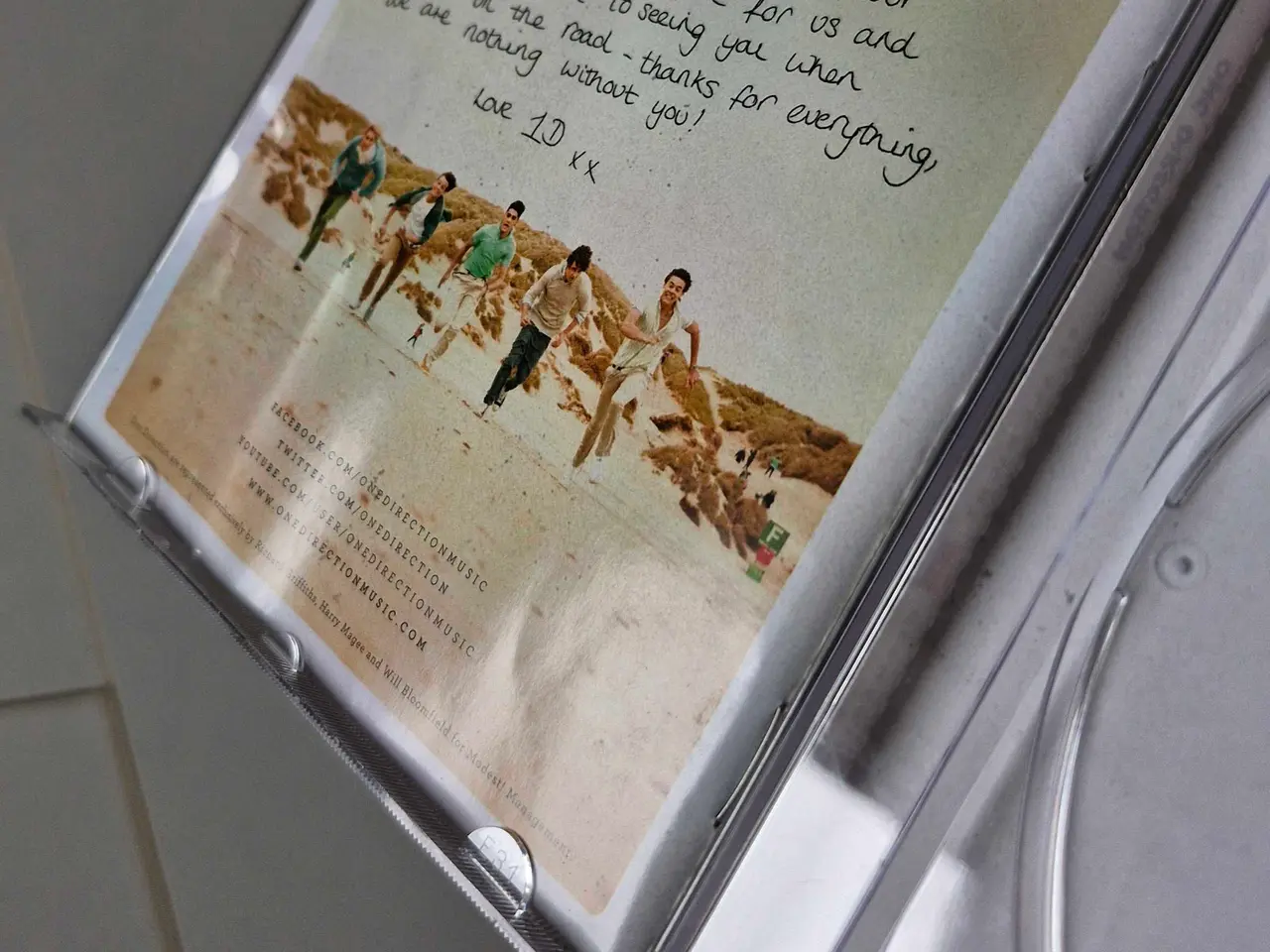 Billede 9 - One Direction - Up All Night (German Deluxe)