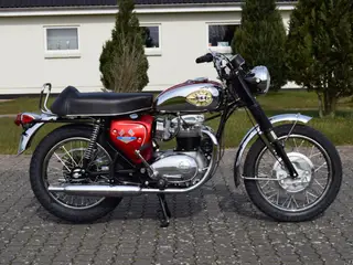 BSA Lightning 650 Classic Bike