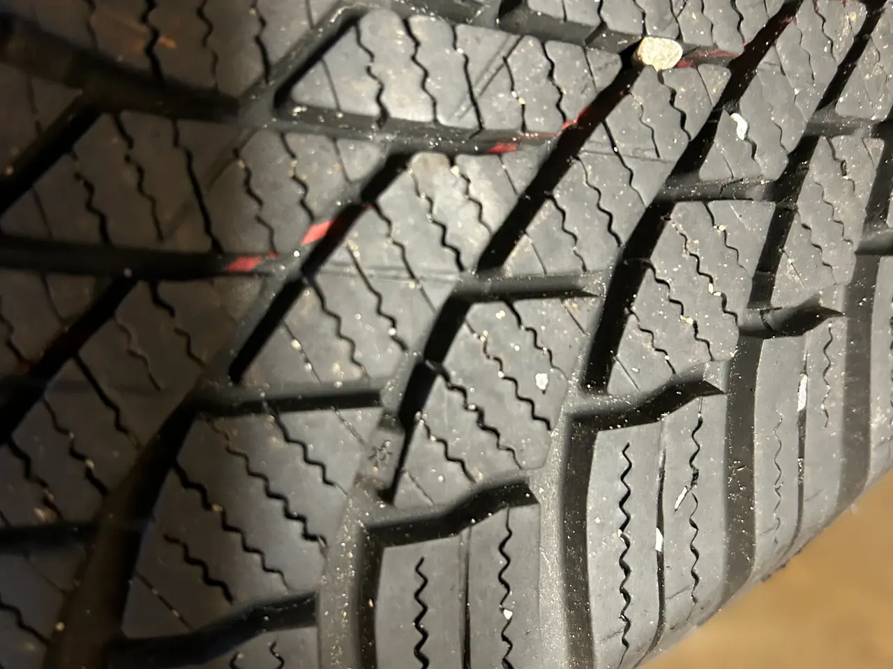 Billede 4 - Bridgestone vinterdæk på stålfælge