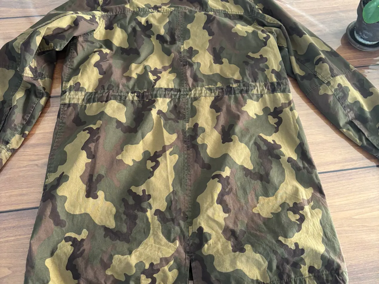 Billede 4 - Jakke camouflage str m (stor i str)