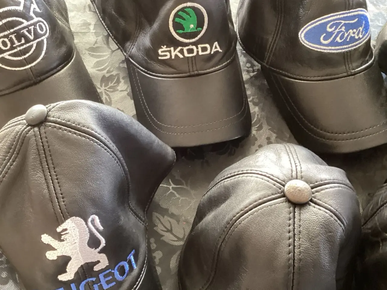 Billede 1 - Caps i skind