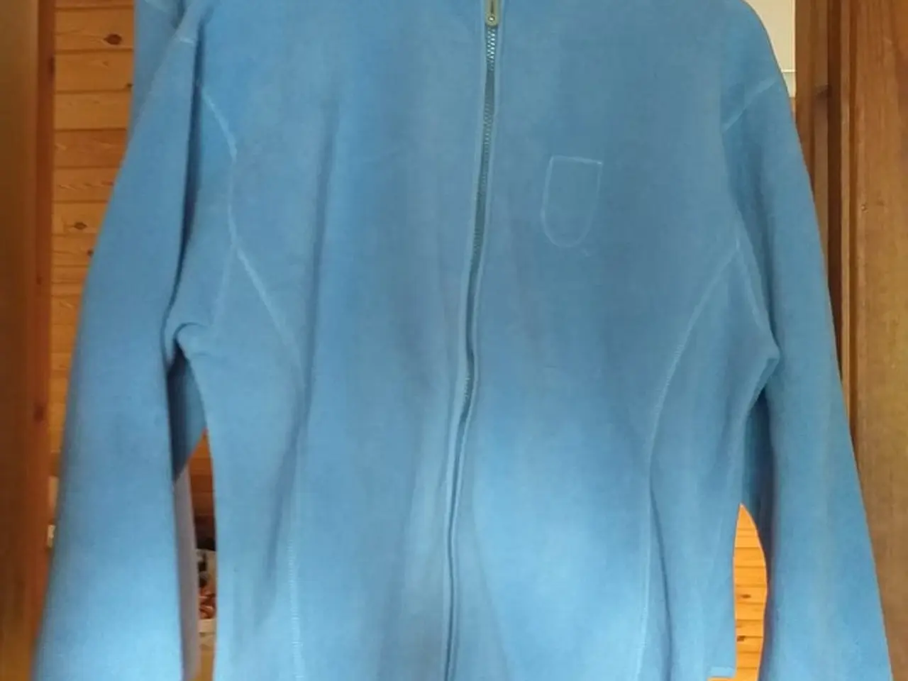 Billede 2 - bluseer i størrelserne m. og L og xl