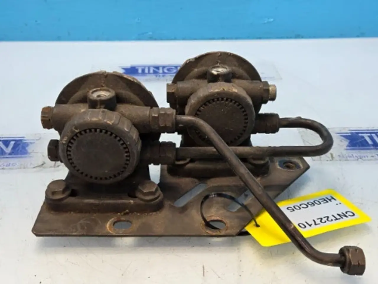Billede 5 - John Deere 6068 Brændstoffilterhus RE508847