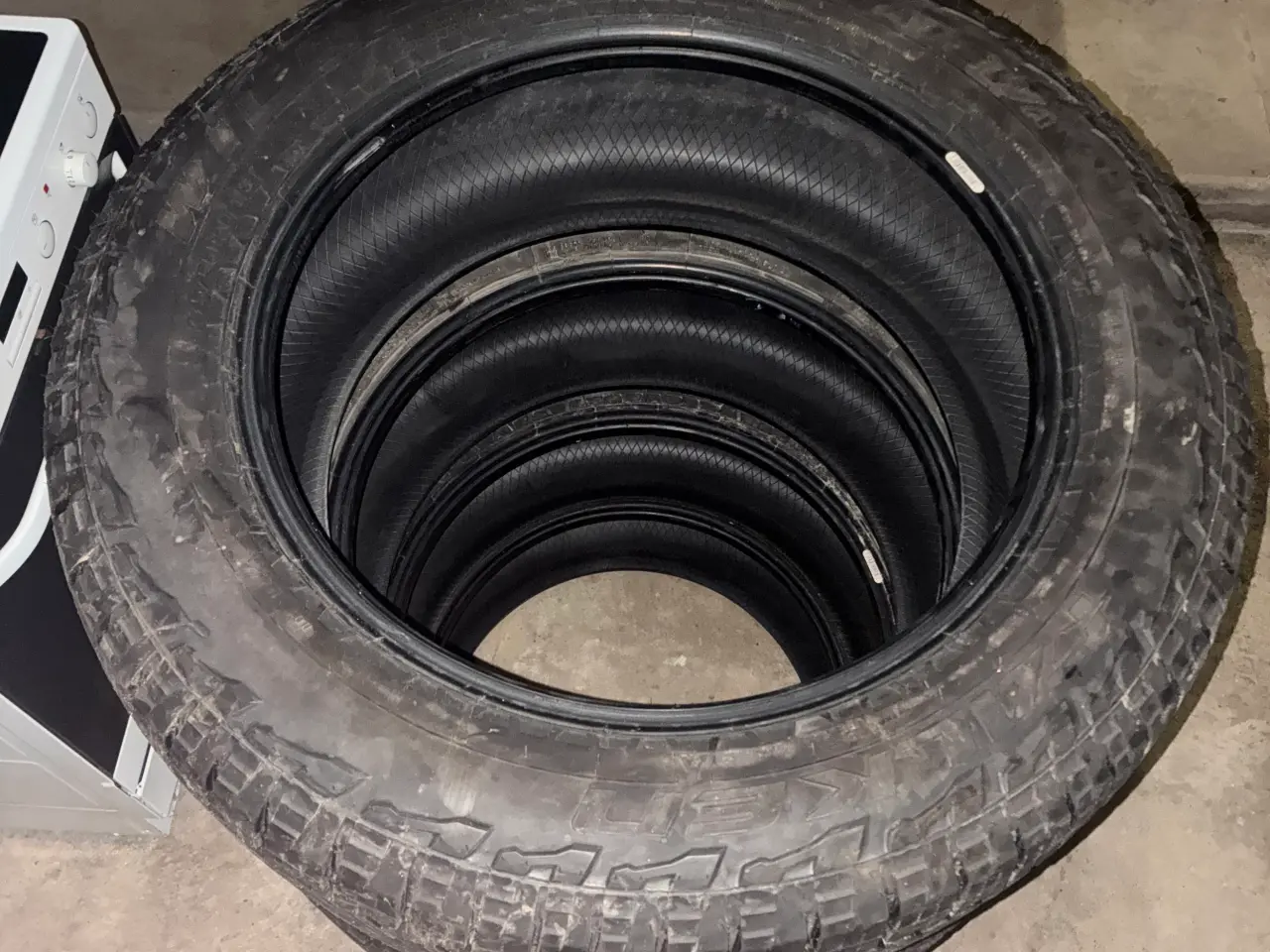 Billede 2 - 275/55r20 All Terrain