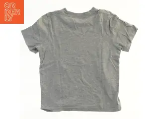 T-shirt med logo fra Adidas (str. 110)