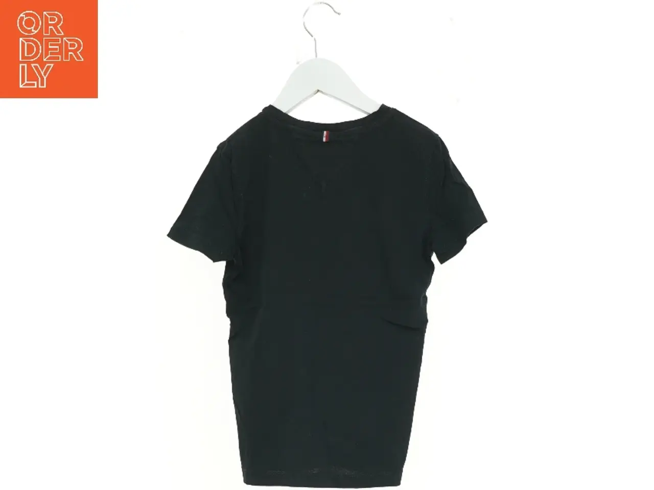 Billede 1 - Tommy Hilfiger t-shirt (str. 122 cm)