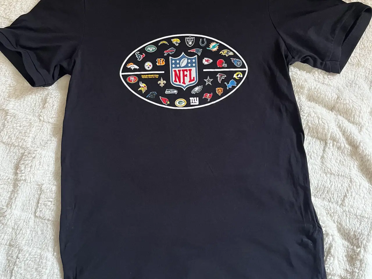 Billede 1 - T-shirt fra NFL. 