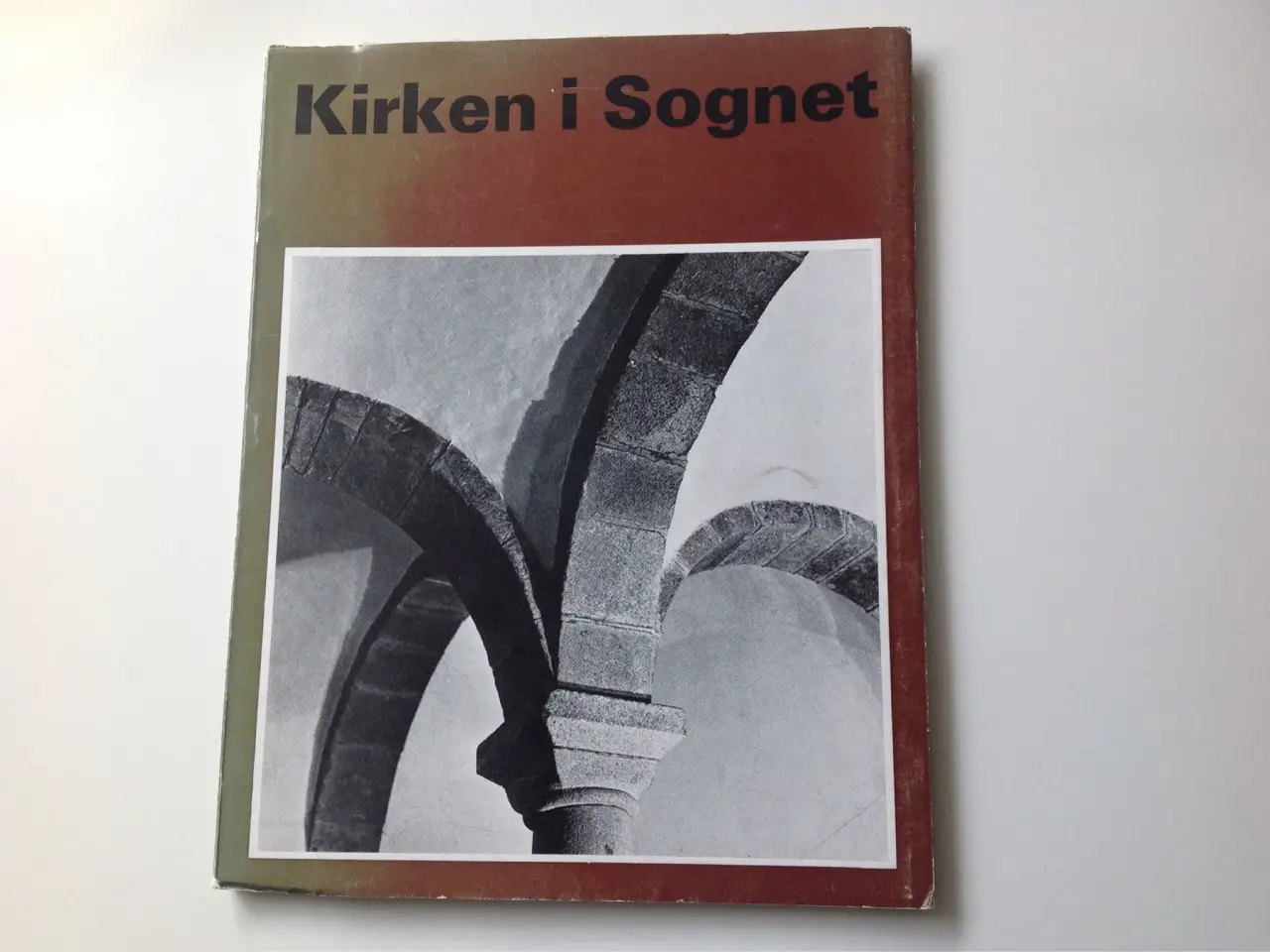 Billede 1 - Kirken i Sognet, Særtryk 1974