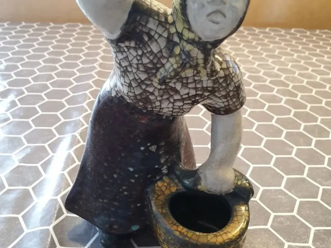 Billede 1 - Figur keramik -byd
