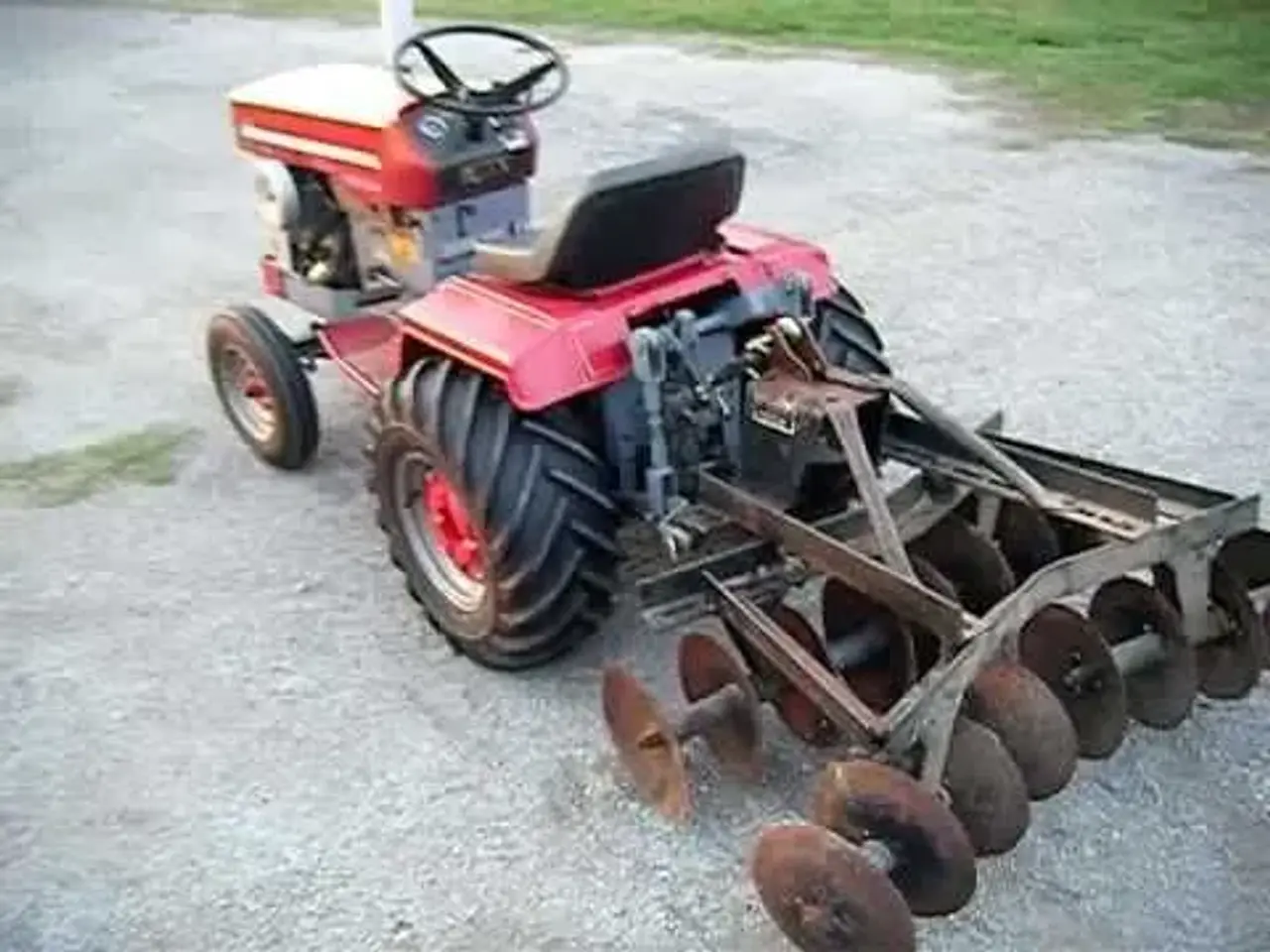 Billede 3 -  MF havetraktor købes 