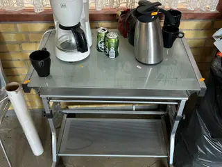 Kaffemaskine inkl. Bord mm. MALIKA CAFÈ FLIN DE LUXE