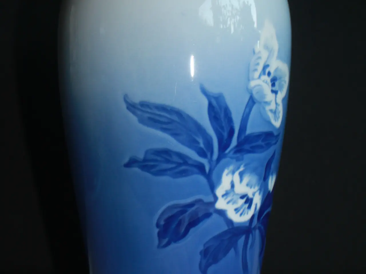 Billede 7 - "Julerose" vase fra Bing og Grøndahl