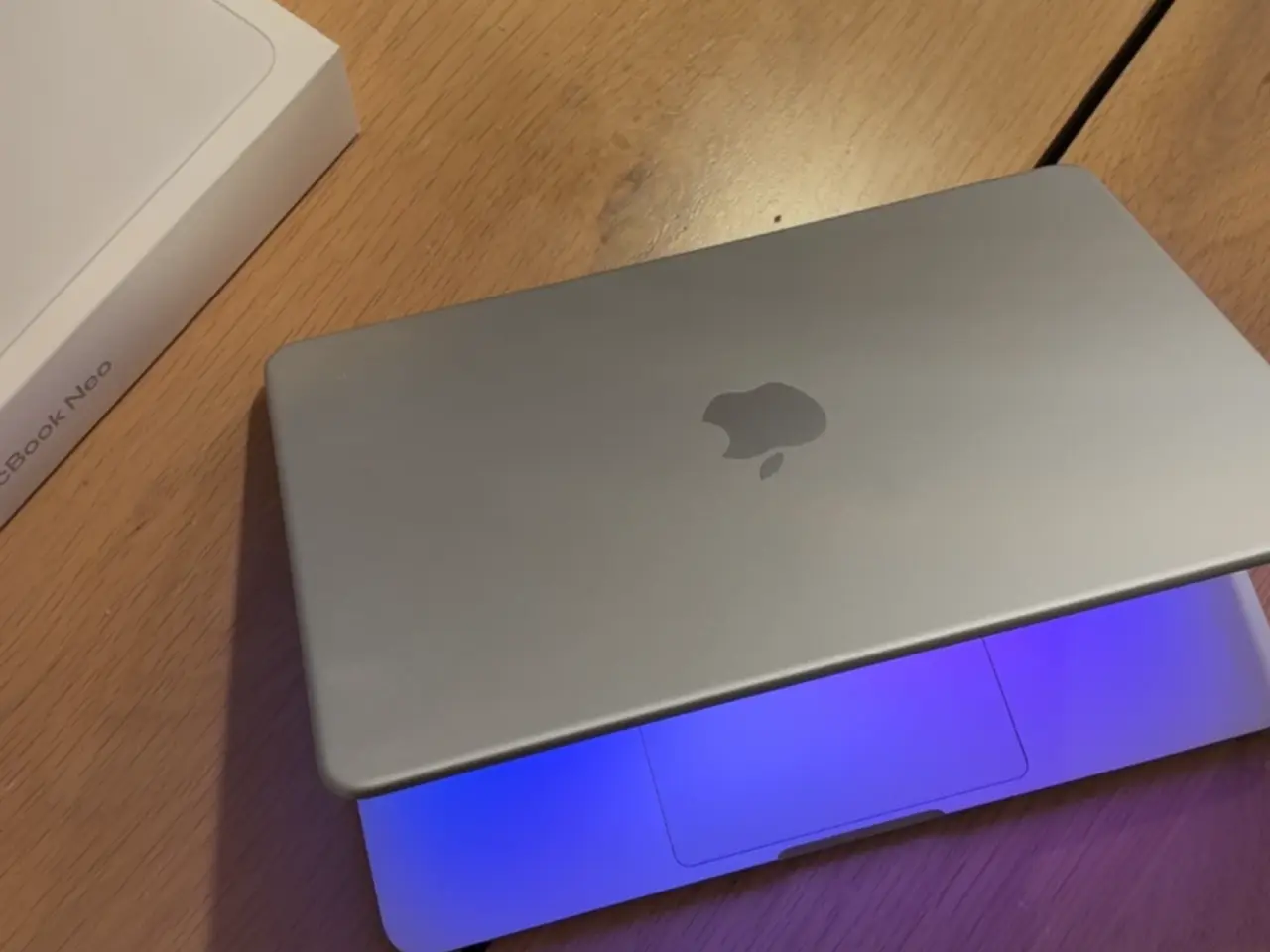 Billede 2 - MacBook Neo sølv 512gb touchid