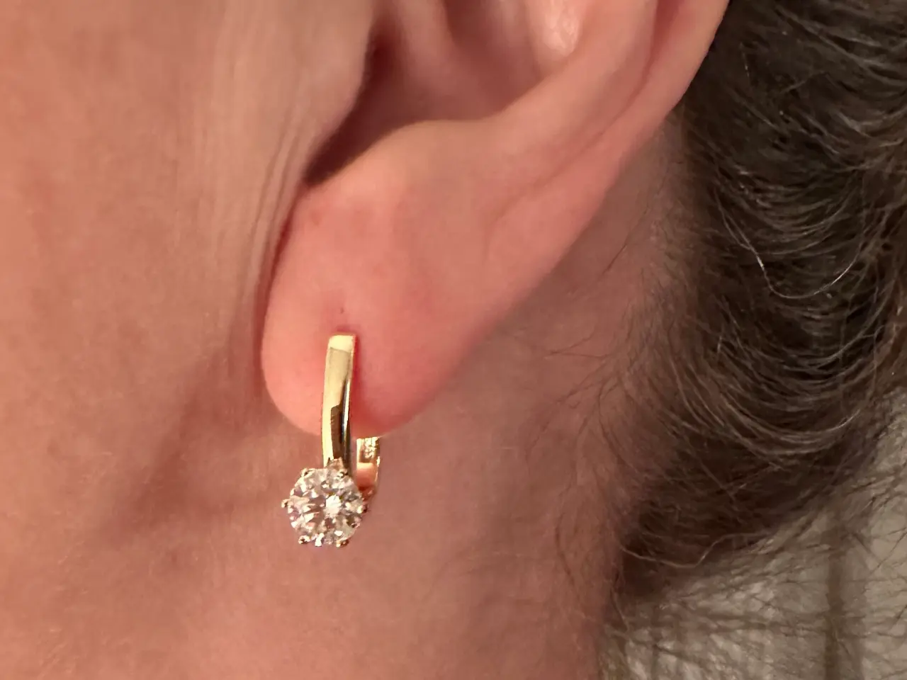 Billede 8 - Nye sølvøreringe med 1 kar moissanite i hver