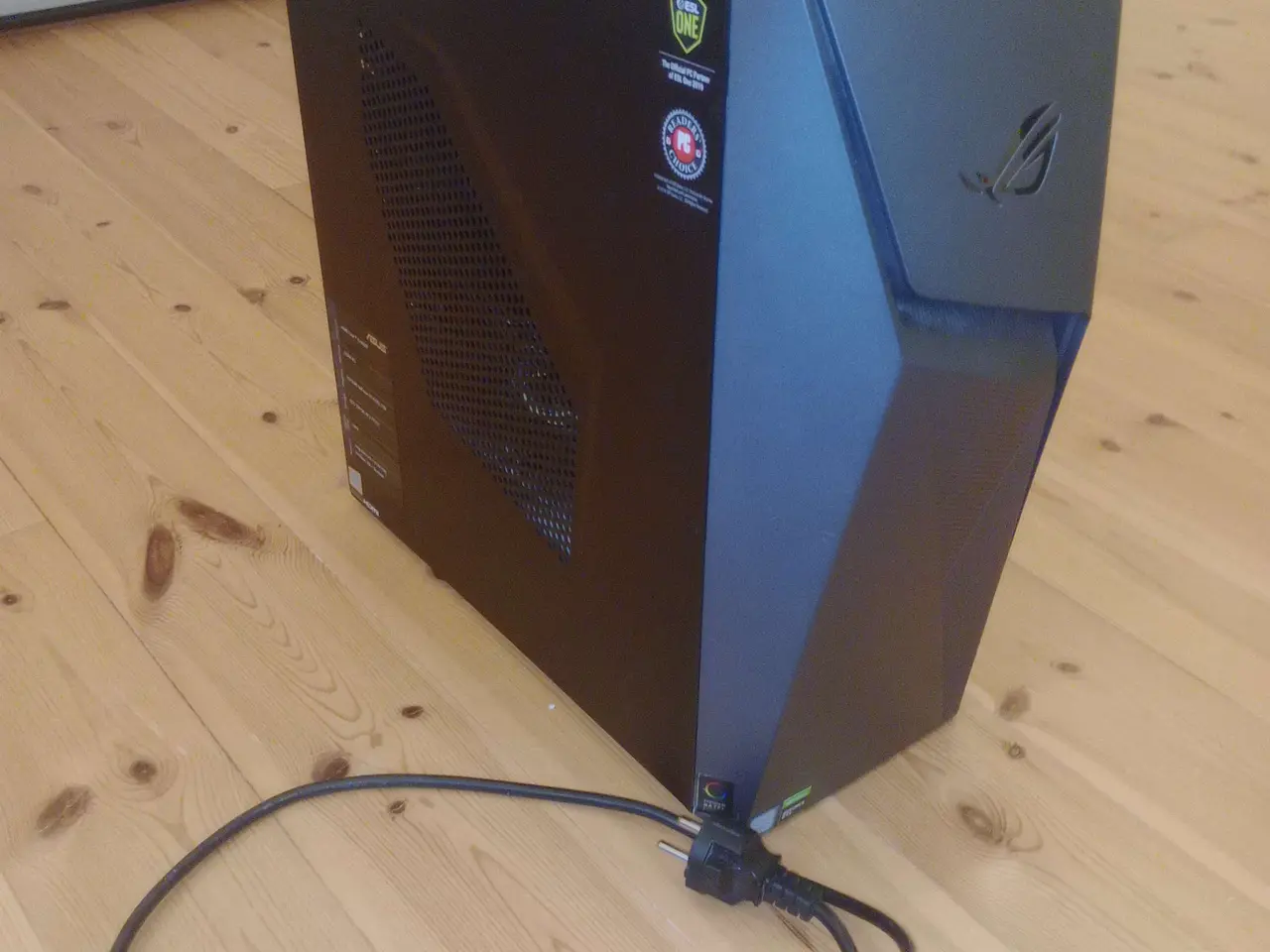 Billede 2 - Velholdt gaming computer