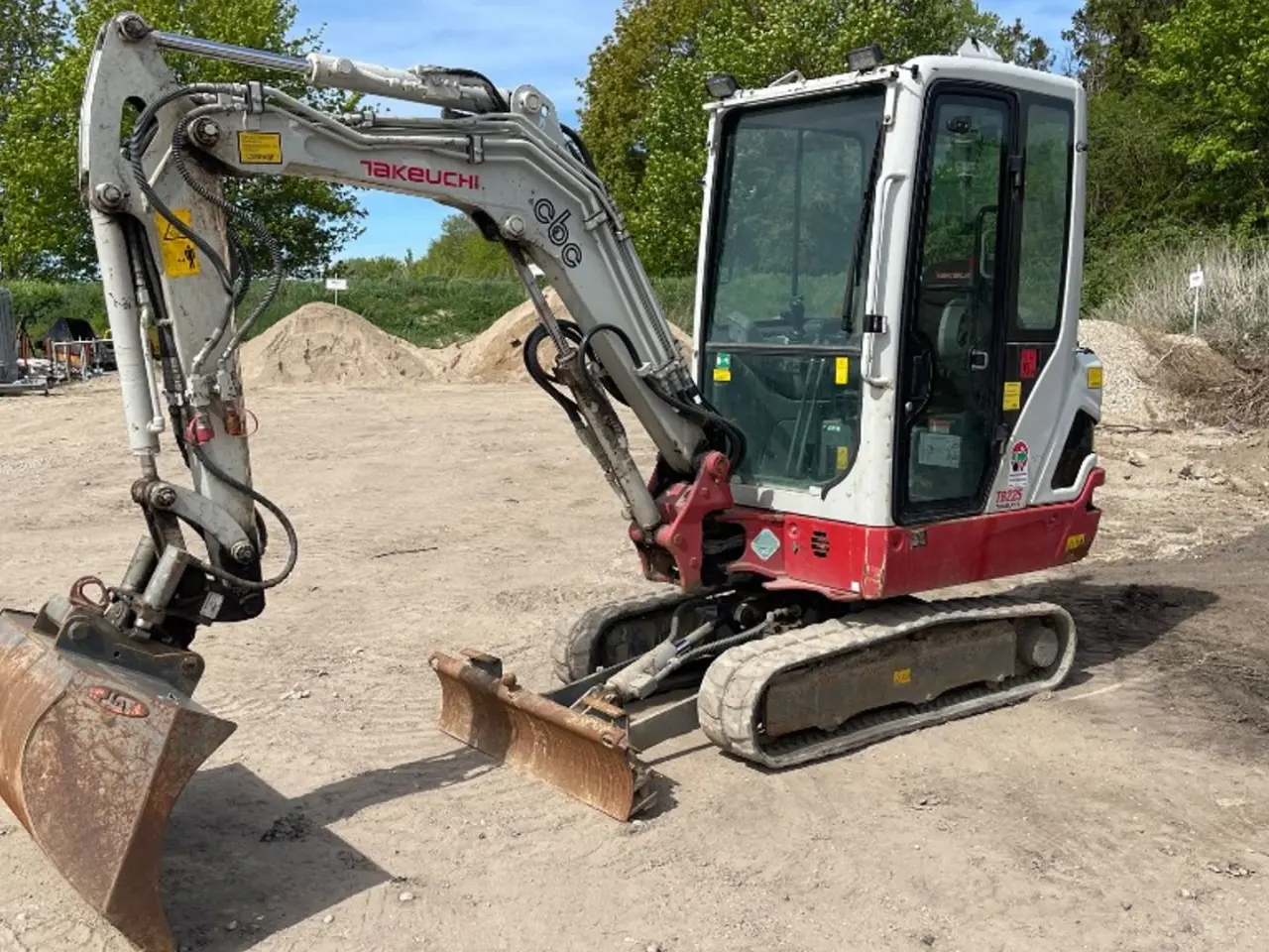 Billede 1 - Takeuchi TB225