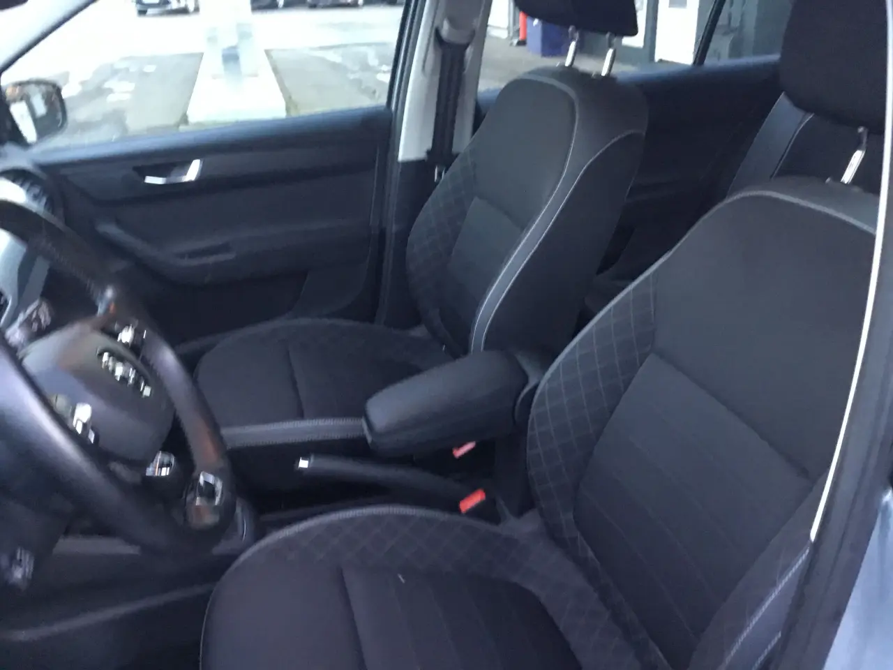 Billede 8 - Skoda fabia 1.0 tsi combi 1.ejer isofix sædevarme