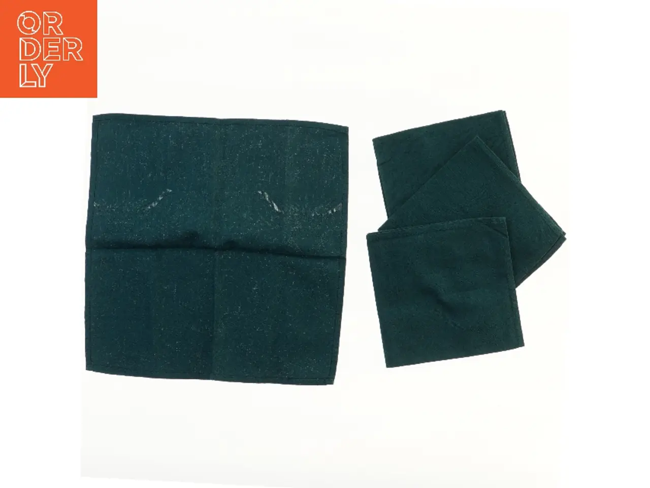 Billede 2 - 4 stk mørkegrønne stofservietter 38x38 cm (str. 4 stk 38x38 cm)