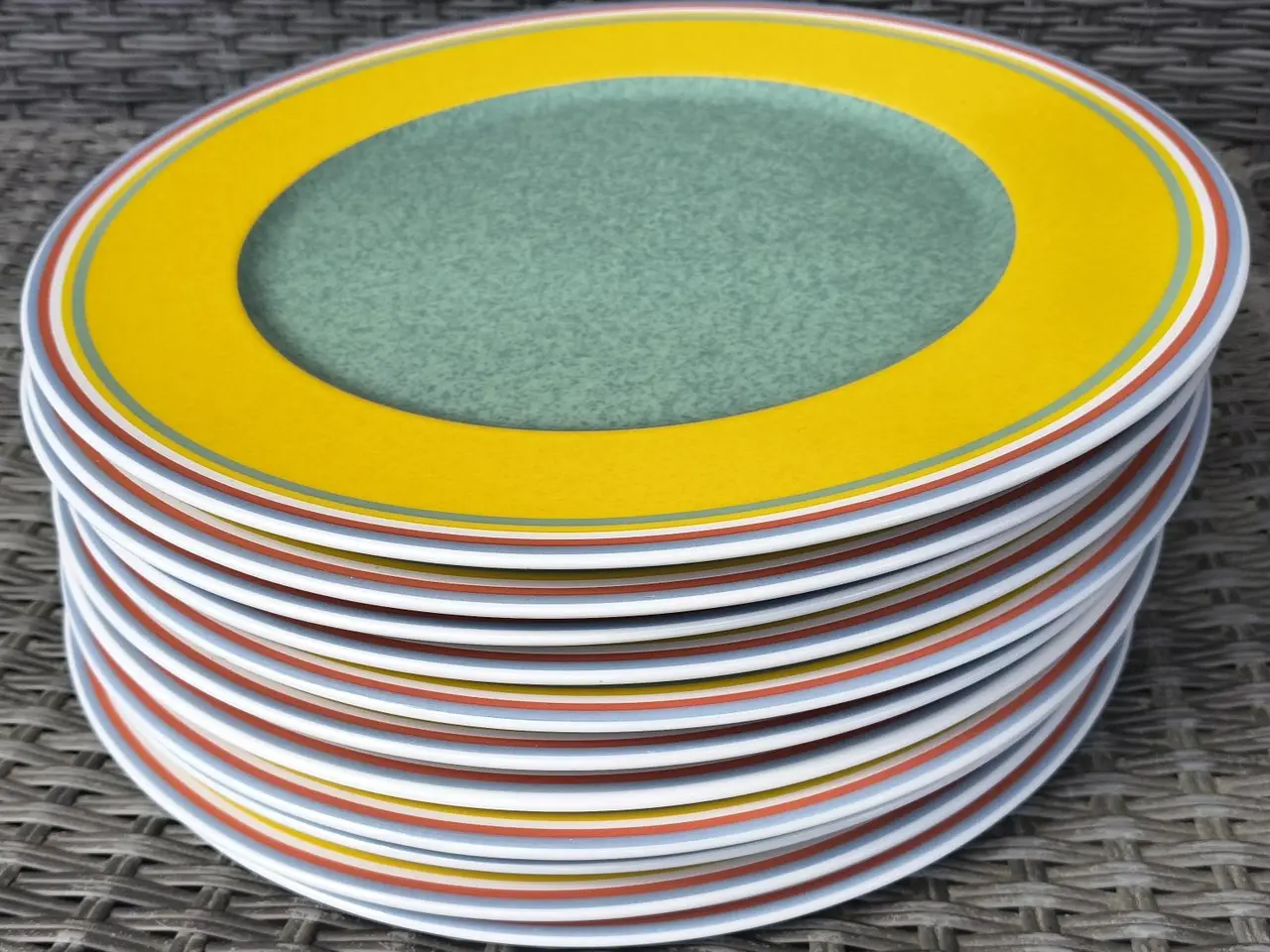 Billede 2 - 11 VILLEROY & BOCH TALLERKENER, Ø32 CM, SOM NYE