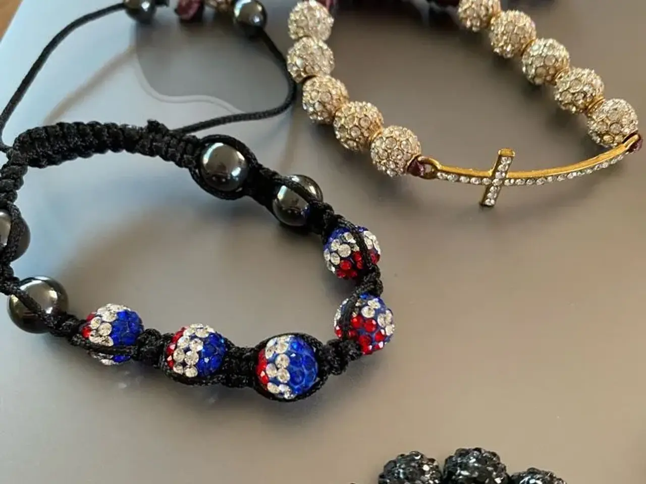 Billede 6 - Nye knyttede armbånd