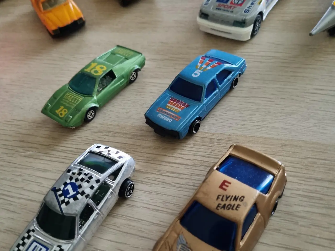 Billede 4 - Diverse vintage legetøjsbiler og 2 fly