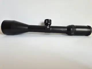 Swarovski PVI 2, 2,5-10x56 med sigte 4 A-I m. lys