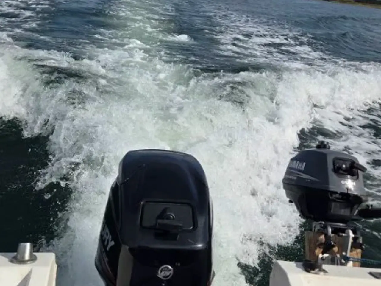 Billede 2 - Kabinebåd med 30 hk mercury motor