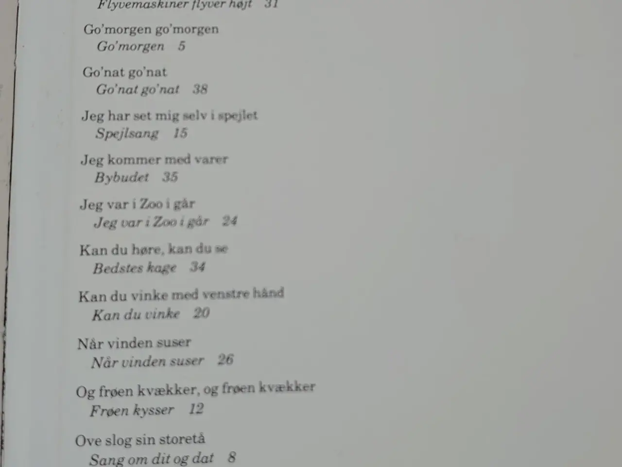 Billede 4 - Ole Bundgaard: Frøen Kysser, 21 nye legesange.
