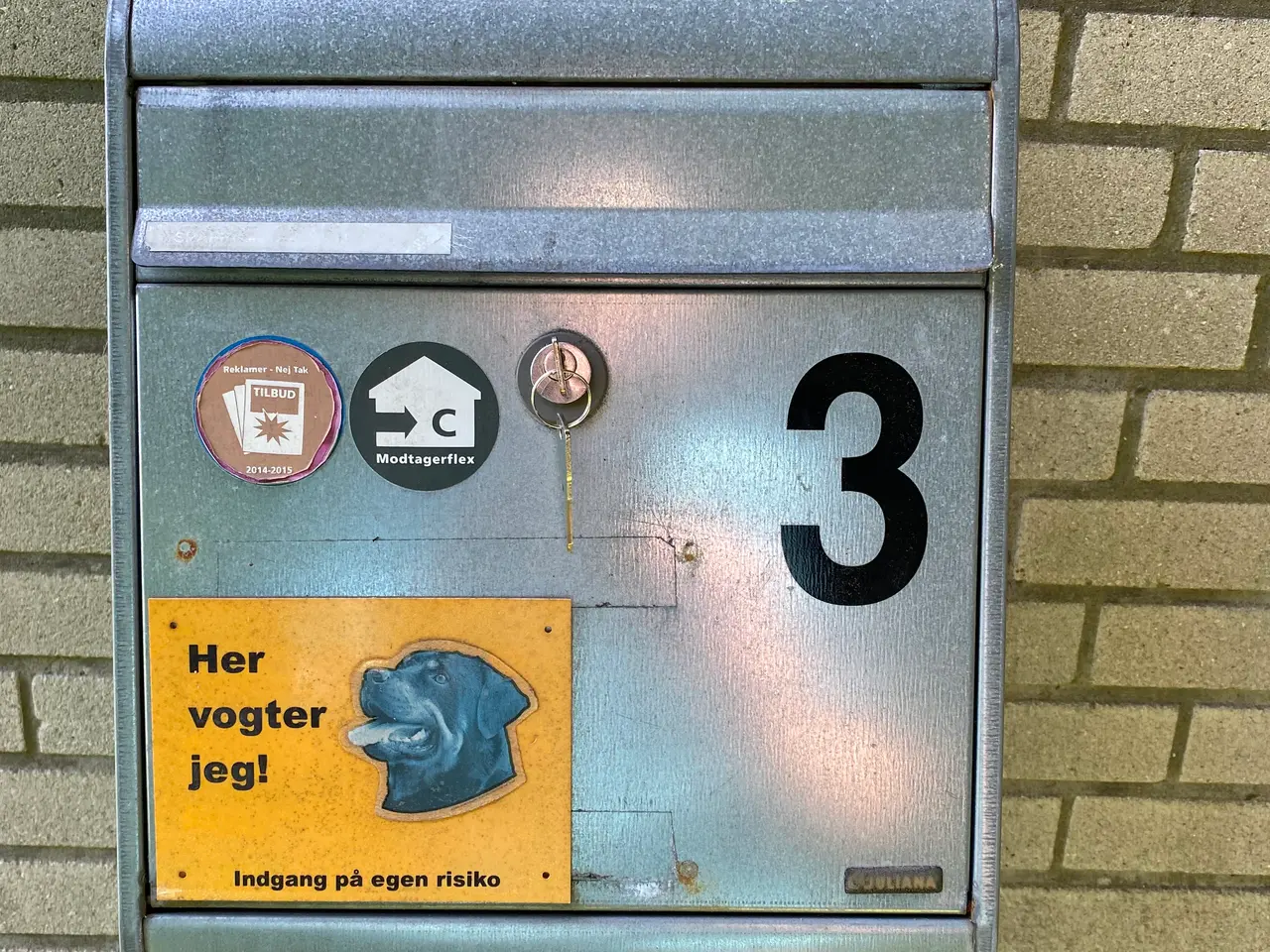 Billede 2 - Postkasse med stativ