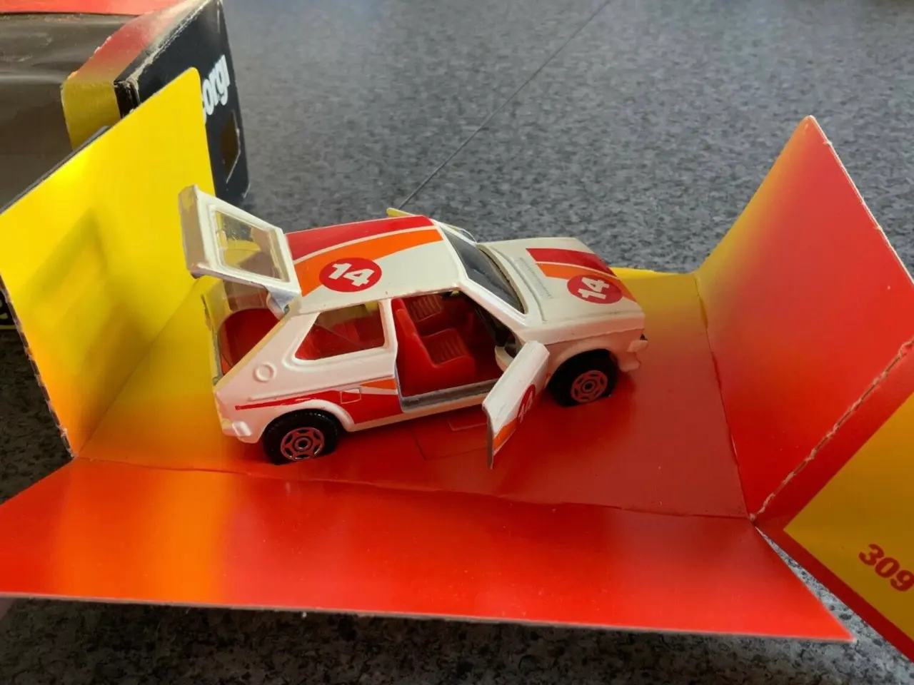 Billede 4 - Corgi Toys No. 309 VW Volkswagen Turbo