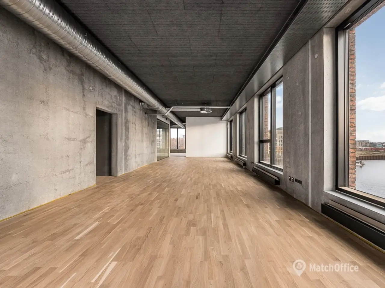 Billede 11 - 1.101 m² KONTOR MED FÆLLES KANTINE OG MØDECENTER - OG VANDUDSIGT!