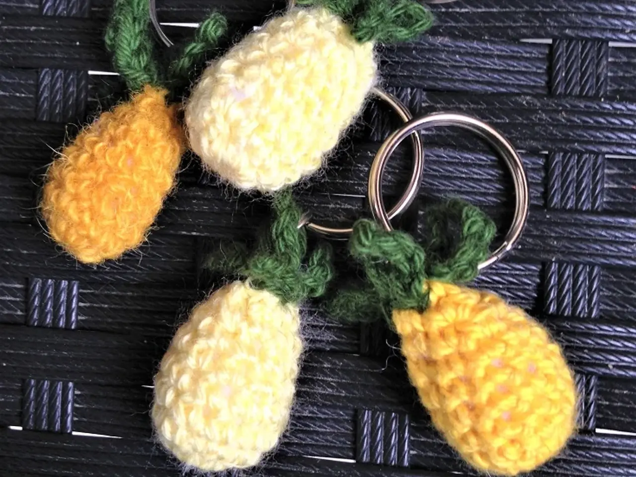 Billede 4 - OPSKRIFT PÅ ANANAS - miniananas - hækling